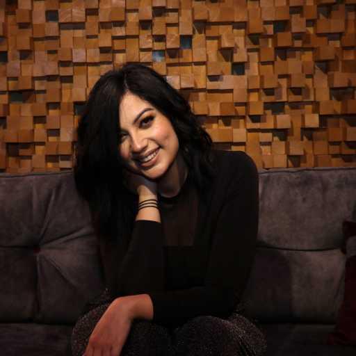 كلمات اغنية Angel – مكس يشبهك قلبي . بتعرف شعور . فاضي شوي مكتوبة