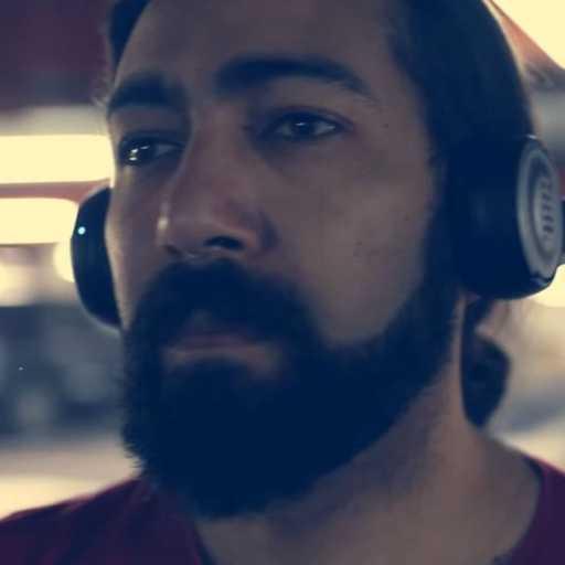 كلمات اغنية محمد أسامة – مع نفسي ماشي مكتوبة