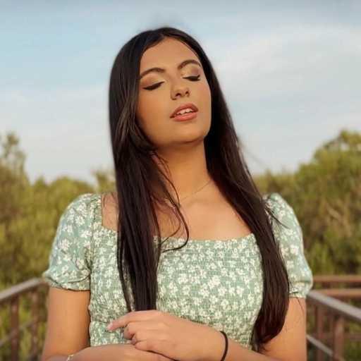 كلمات اغنية نجمة الكور – هنرجع ليه مكتوبة