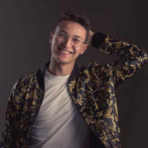 كلمات اغنية فادي سامح – زي مانتِ مكتوبة