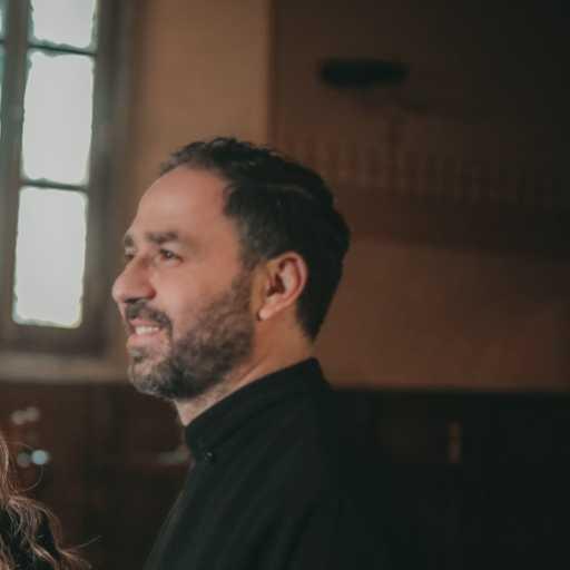 كلمات اغنية الأب بيتر حنا – افرحي يا عروسًا لا عروس لها مكتوبة