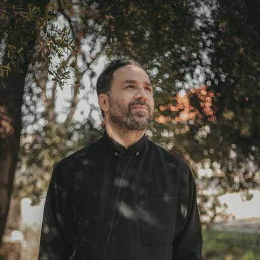 كلمات اغنية الأب بيتر حنا – يا شربل صلي عنّا بالإشتراك مع كلير خوري مكتوبة