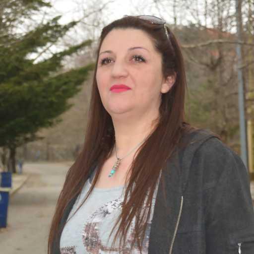 كلمات اغنية فاتن الاحمديه – عالوعد انا باقي مكتوبة