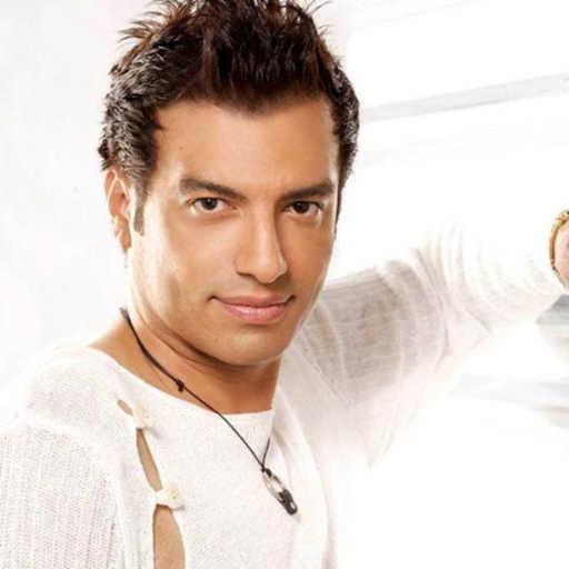 كلمات اغنية ايهاب توفيق – سلامة القلوب مكتوبة