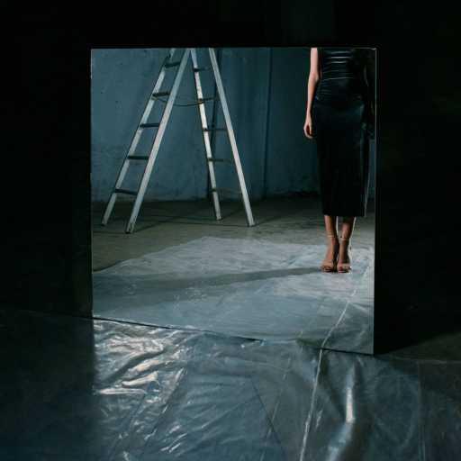 كلمات اغنية للّا فضة – بتشوفني ازاي مكتوبة