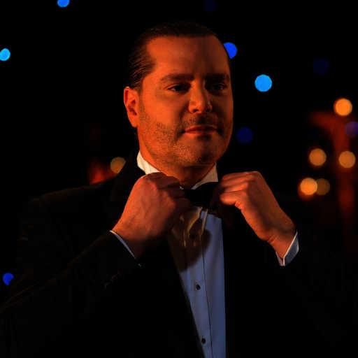 كلمات اغنية هاني العمري – عجبتيني كتير مكتوبة