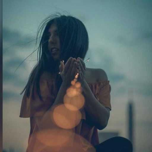 كلمات اغنية هنا عفيفي – حبة وجع مكتوبة