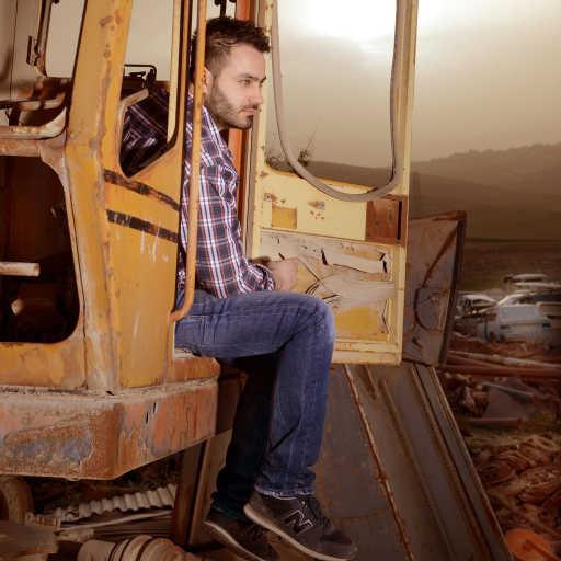 كلمات اغنية مجد أيوب – بدك تتذكريني مكتوبة